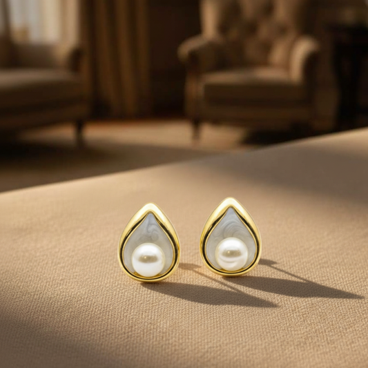 Gold Plated Leaf & Pearl Earring