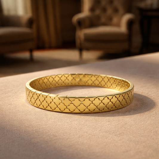 Gold Plated Clover Pattern Bangle Bracelet