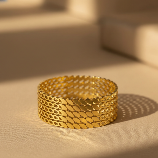 Gold Plated Love Leaf Pattern Bangle Bracelet
